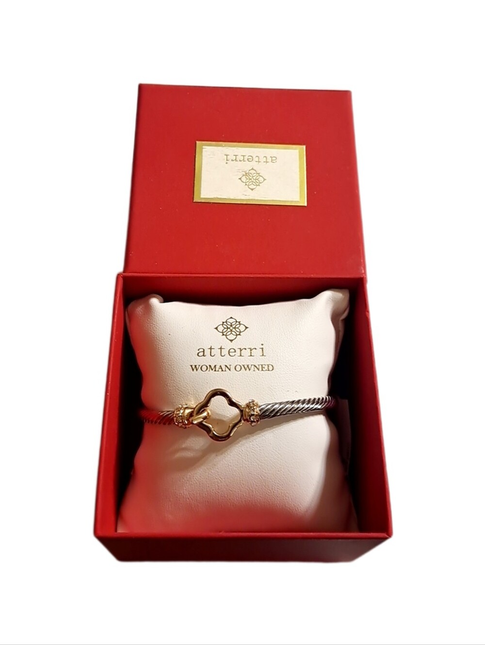 Atterri GOLD Tone Open Clover Hinged Cable Bangle Bracelet Alhambra Style. NWOT